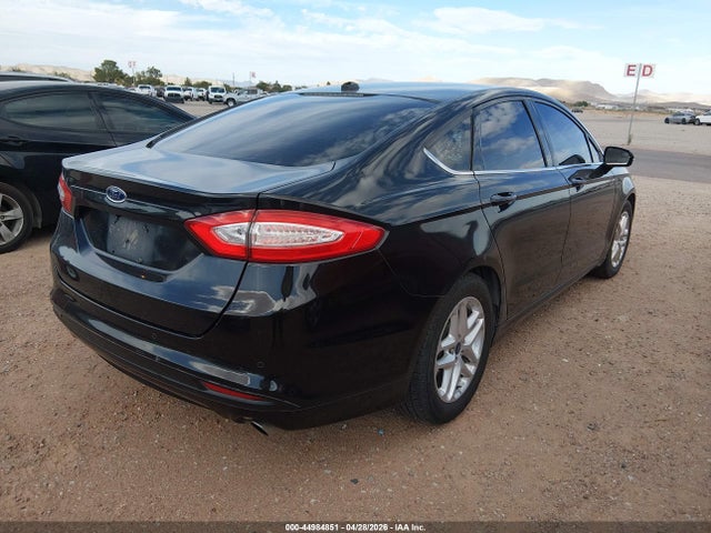FORD FUSION SE - 4