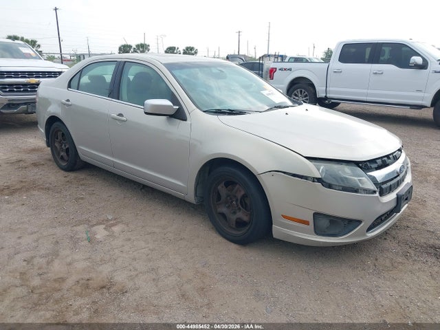 FORD FUSION SE - 1