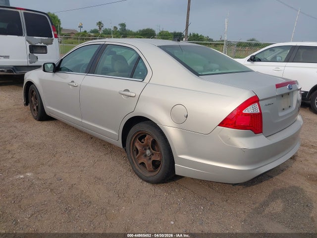FORD FUSION SE - 3
