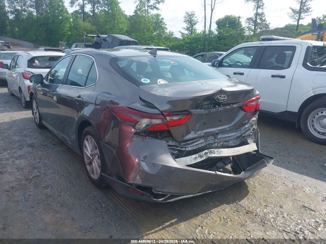 2022 Toyota CAMRY LE 照片 3