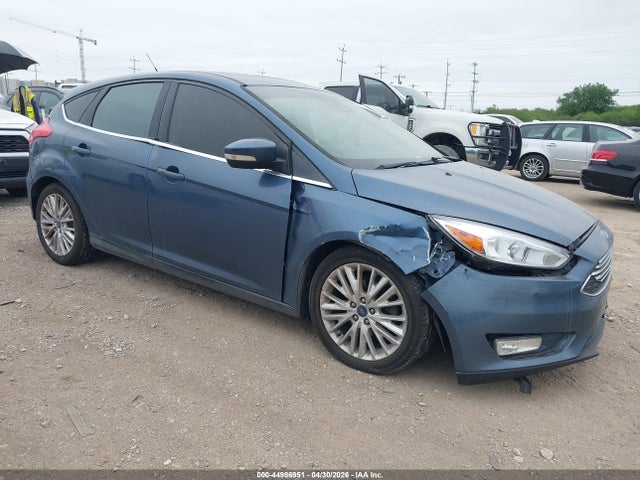 FORD FOCUS TITANIUM - 1