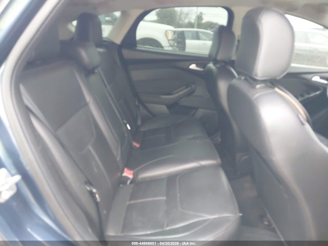 FORD FOCUS TITANIUM - 8
