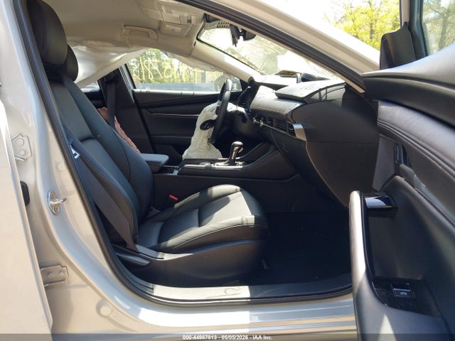 صورة 5 لـ 2025 Mazda MAZDA3
