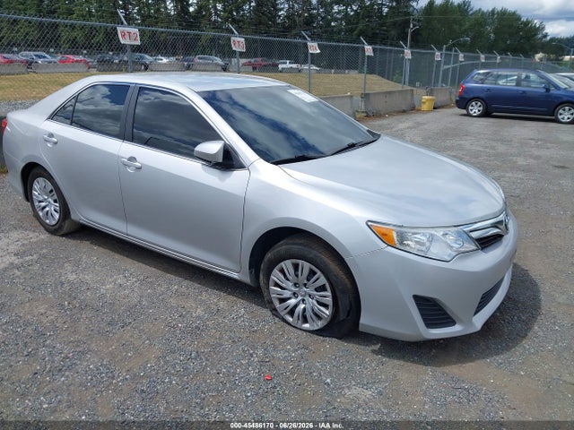 2014 TOYOTA CAMRY LE