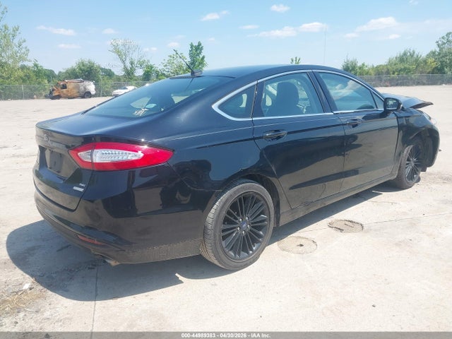 FORD FUSION SE - 4