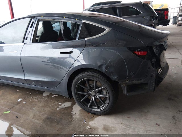 2018 Tesla MODEL 3 LONG RANGE/MID RANGE — миниатюра 21