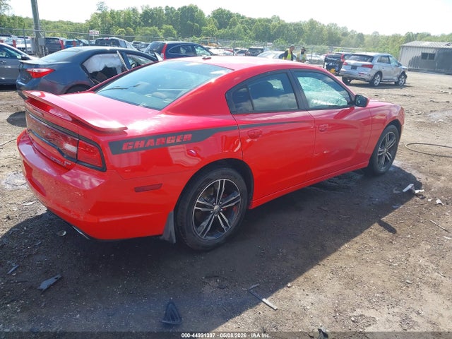 2014 Dodge CHARGER SXT — фото 4