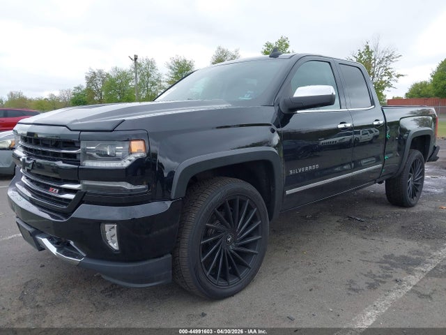 2017 Chevrolet SILVERADO 1500 2LZ — фото 2