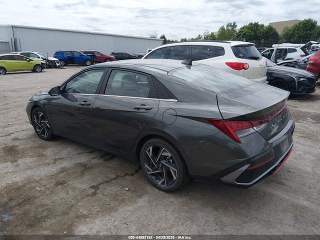 صورة 3 لـ 2024 Hyundai ELANTRA SEL
