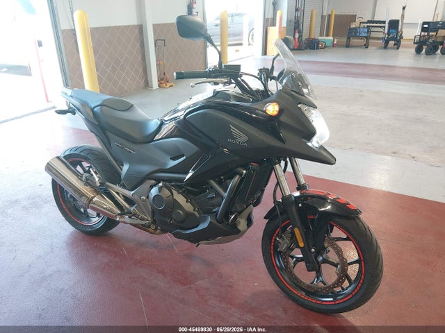 2015 HONDA NC700X 