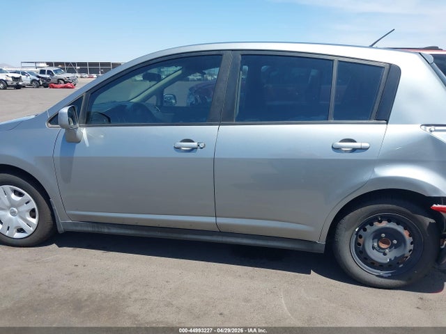 صورة مصغرة 14 لـ 2012 Nissan VERSA 1.8 S