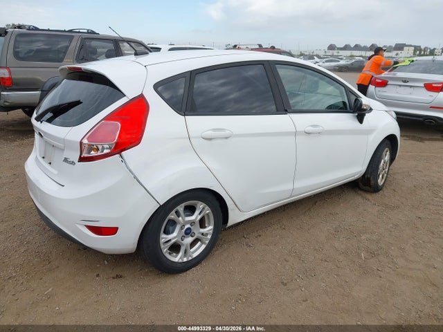 FORD FIESTA SE - 4