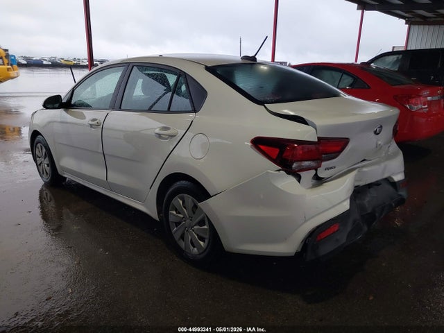 صورة 3 لـ 2020 KIA RIO S