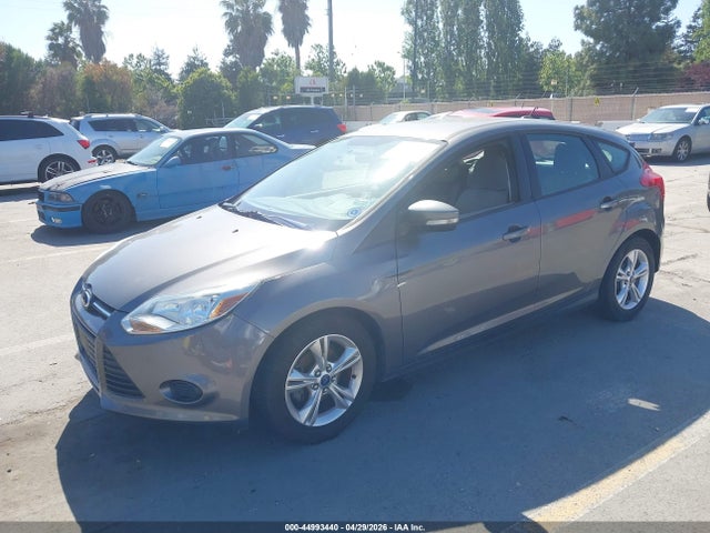 FORD FOCUS SE - 2