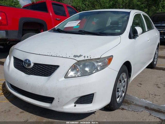 2010 Toyota COROLLA LE 照片 2