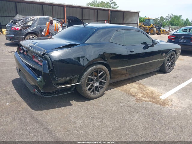 صورة 4 لـ 2018 Dodge CHALLENGER R/T SCAT PACK