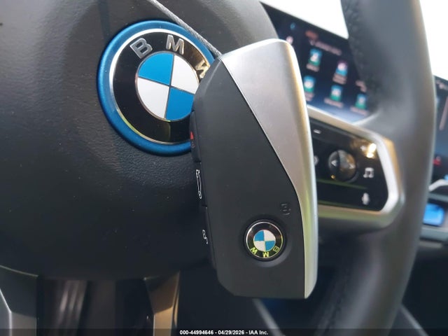 صورة مصغرة 11 لـ 2025 BMW I5 EDRIVE40