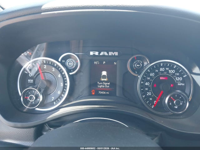 صورة 7 لـ 2023 RAM 1500 BIG HORN 4X4 5'7 BOX