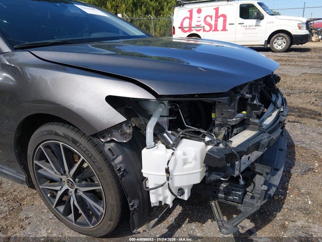 2021 Toyota CAMRY SE thumbnail 18