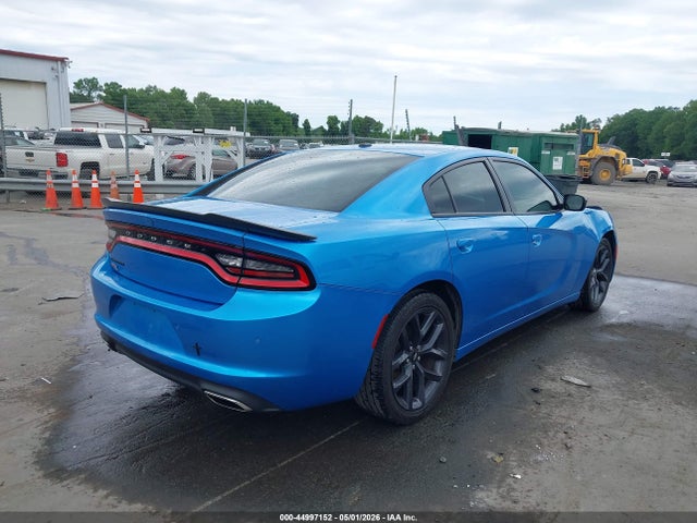 2019 Dodge CHARGER SXT RWD photo 4
