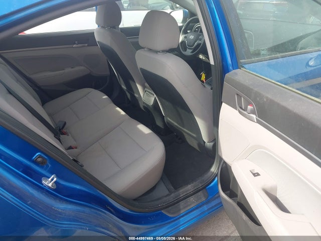 صورة 8 لـ 2018 Hyundai ELANTRA SEL