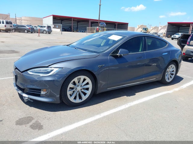 2016 Tesla MODEL S — фото 2