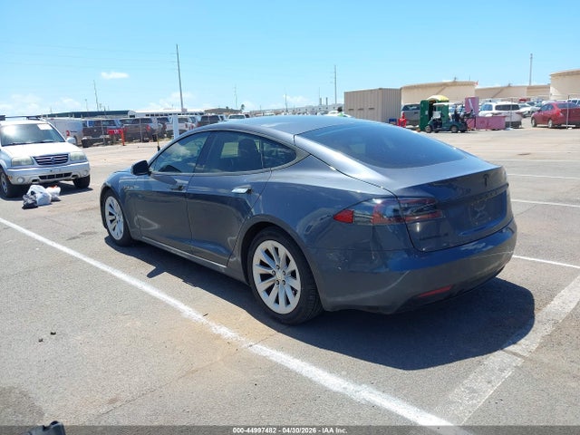 2016 Tesla MODEL S — фото 3