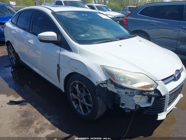 FORD FOCUS SE - 6