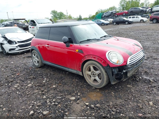 2009 MINI COOPER 