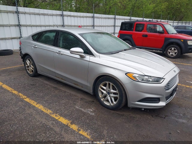 FORD FUSION SE - 1