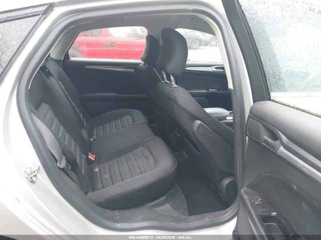 FORD FUSION SE - 8