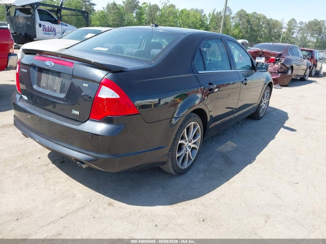 FORD FUSION SE - 4