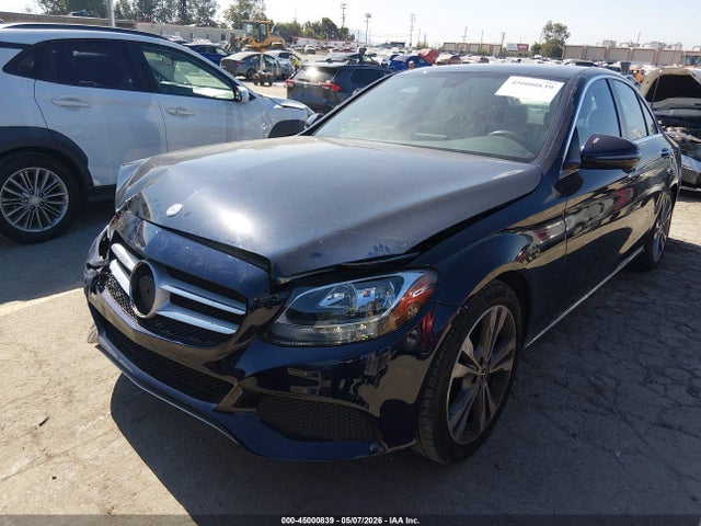 صورة 2 لـ 2018 Mercedes-BENZ C 300