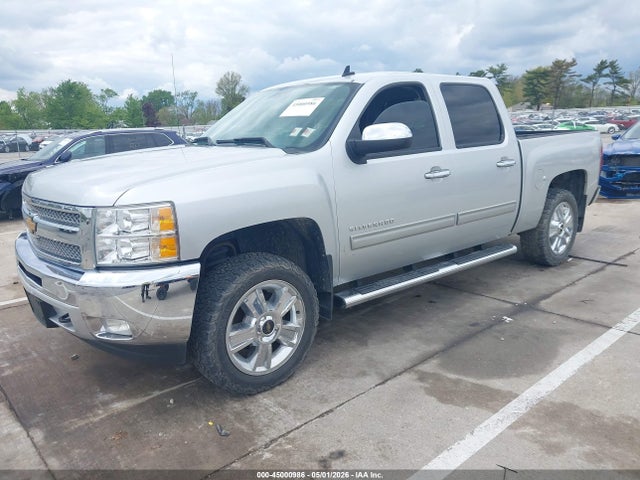 2013 Chevrolet SILVERADO 1500 LT — фото 2