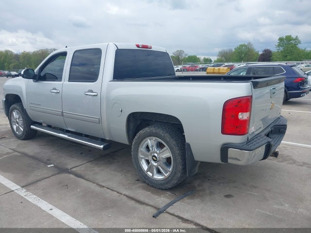 2013 Chevrolet SILVERADO 1500 LT — фото 3