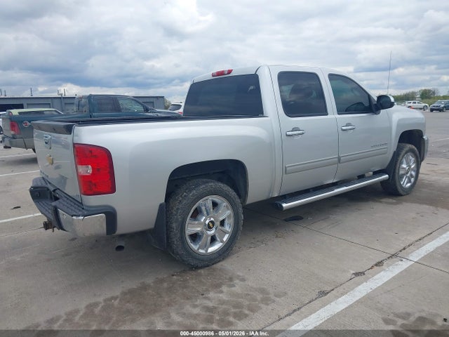 2013 Chevrolet SILVERADO 1500 LT — фото 4
