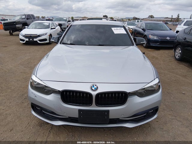 صورة مصغرة 13 لـ 2017 BMW 330I