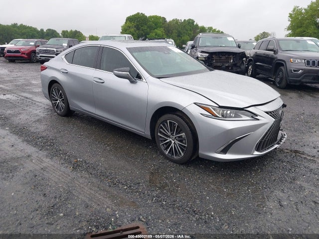2025 LEXUS ES 