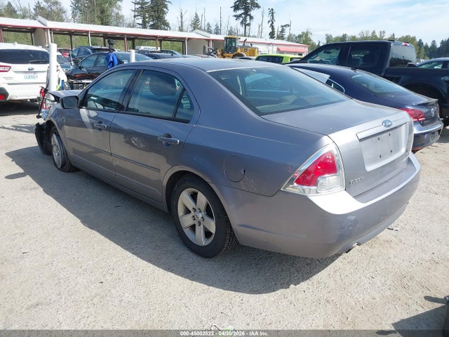 FORD FUSION SE - 3