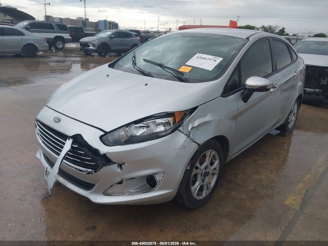 FORD FIESTA SE - 2