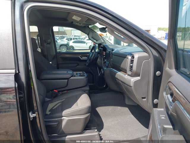 صورة 5 لـ 2023 Chevrolet SILVERADO 1500 4WD SHORT BED RST