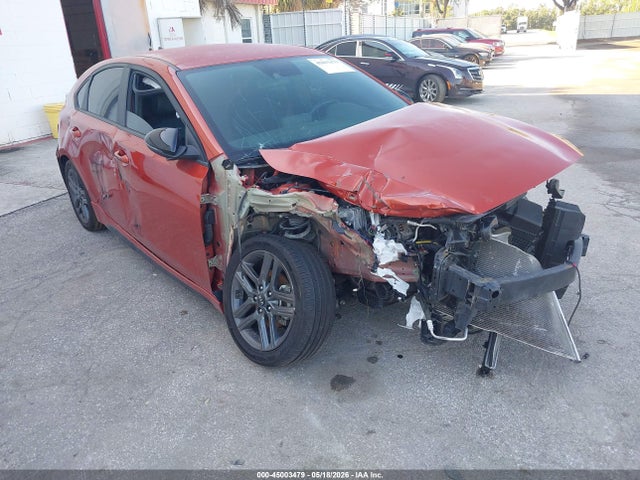 2021 KIA FORTE GT-LINE 6