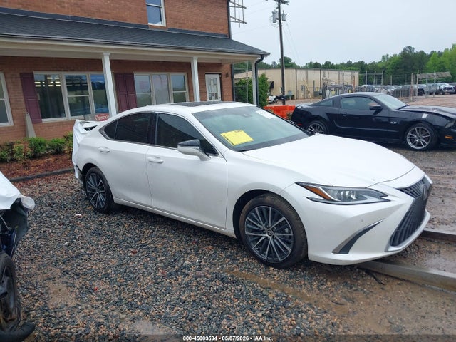 2023 LEXUS ES 