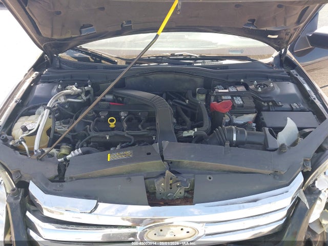 FORD FUSION SE - 10