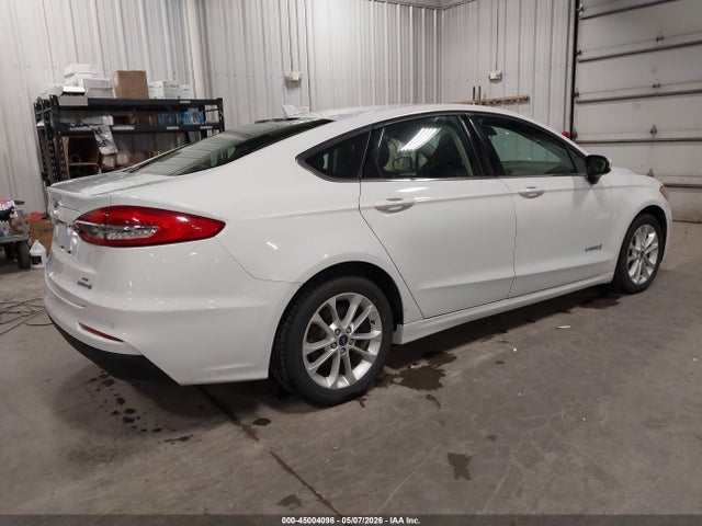 2019 FORD FUSION HYBRID SE photo 4