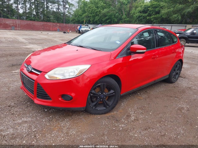 FORD FOCUS SE - 2