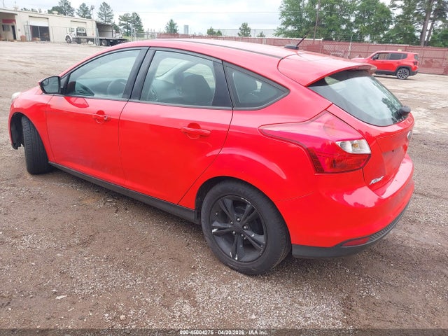FORD FOCUS SE - 3