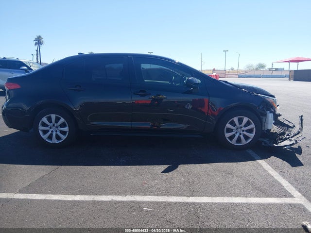 2024 Toyota COROLLA LE thumbnail 12