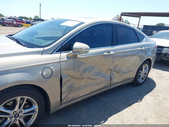 FORD FUSION ENERGI TITANIUM - 6