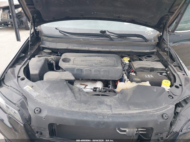 2019 JEEP CHEROKEE LATITUDE FWD 10